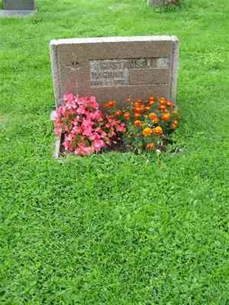 Grave number: F 10   187-188
