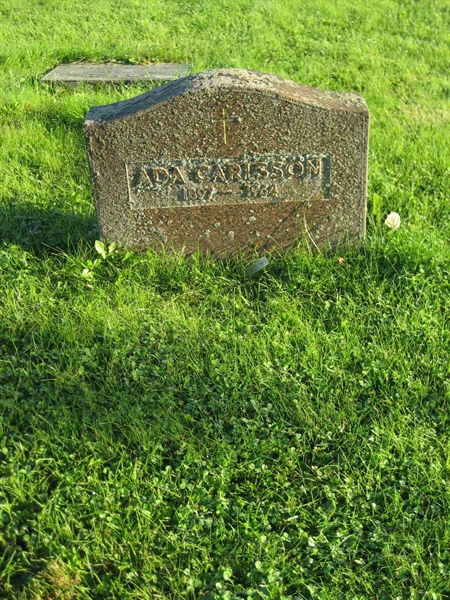 Grave number: F 18   217