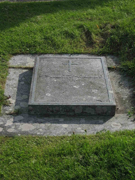 Grave number: F 18    88