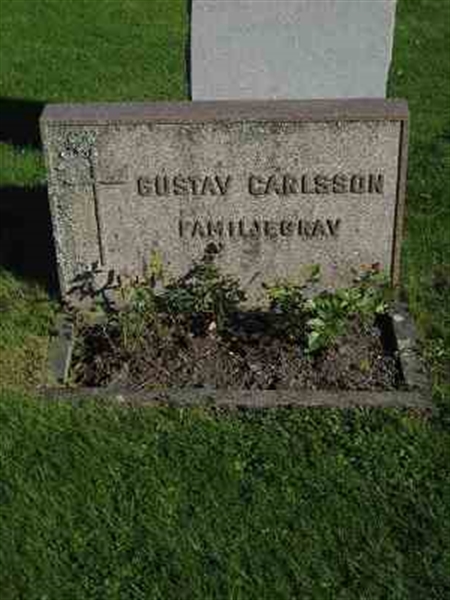 Grave number: F 19   165-166