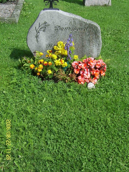Grave number: F 06    78