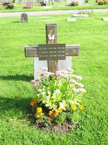 Grave number: F 17   130