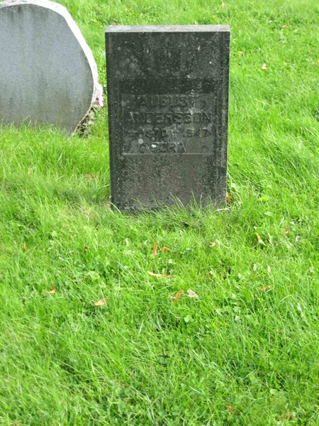 Grave number: F 16    89