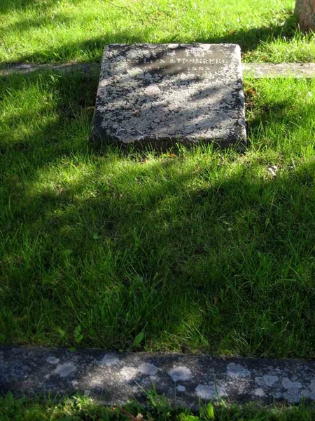 Grave number: T C    48-49
