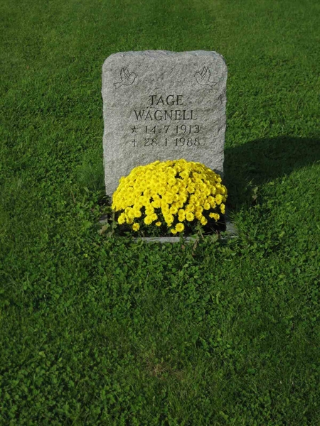 Grave number: F 18    62