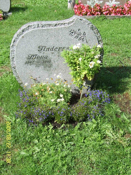Grave number: F 07    60