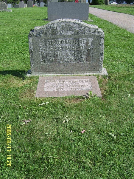 Grave number: F 04    15-16