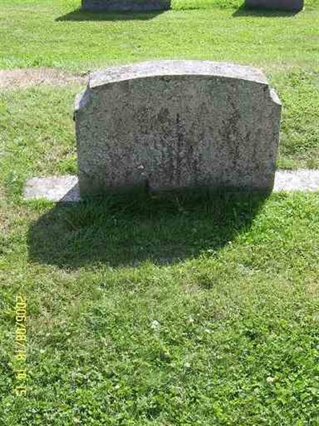 Grave number: F 05    56-57