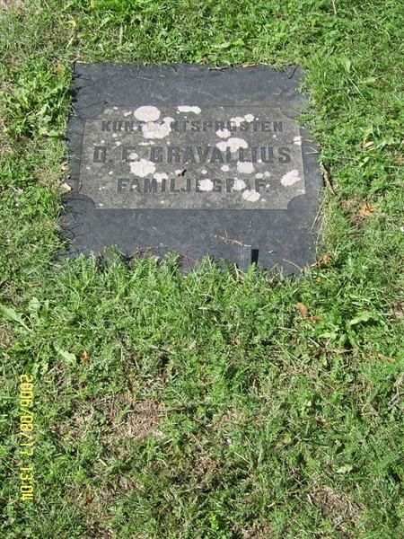 Grave number: F 01    25-27
