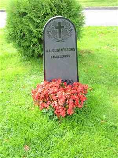 Grave number: F 14    41-42
