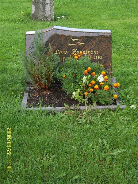 Grave number: F 07   112