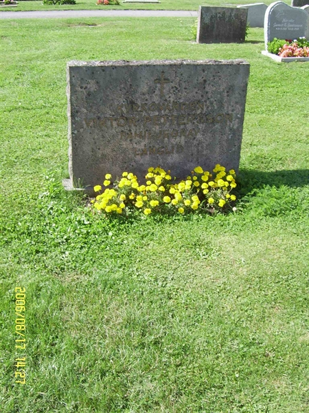 Grave number: F 04    62-63