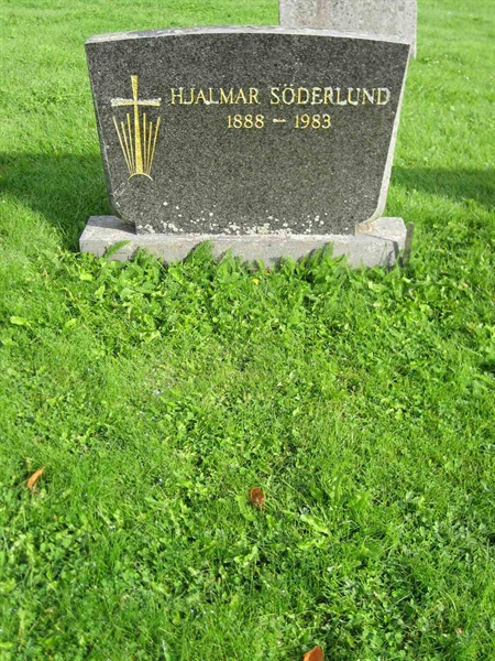 Grave number: F 10    51