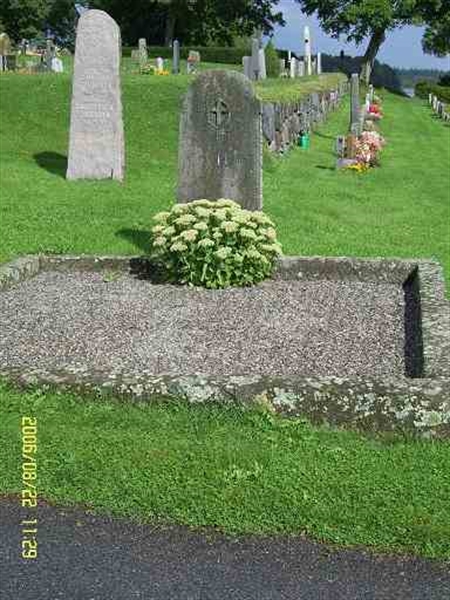Grave number: F 06    79-81