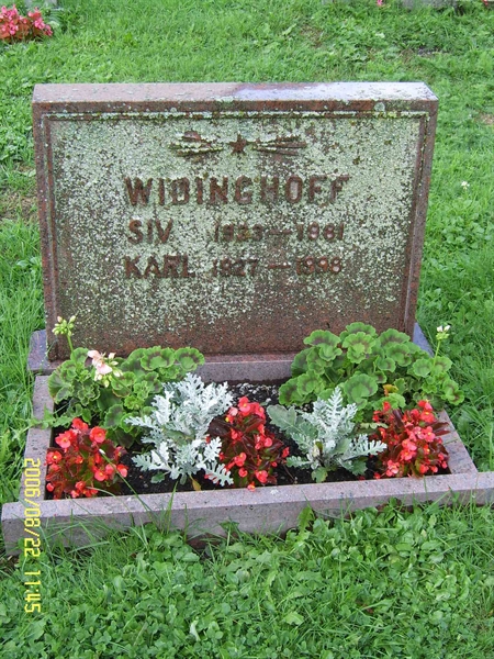 Grave number: F 07   122