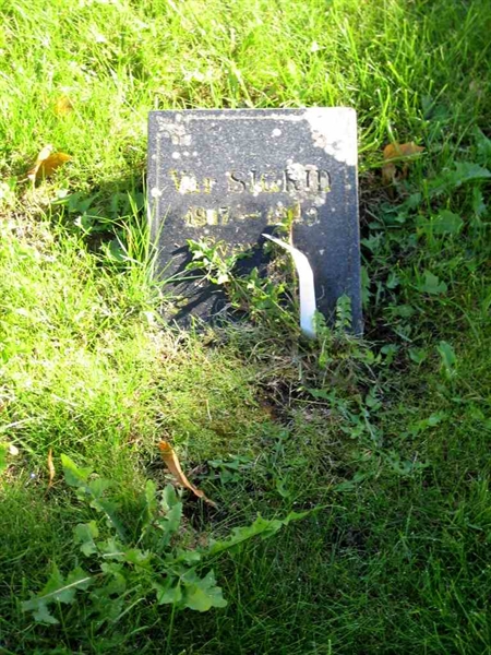 Grave number: T C    22