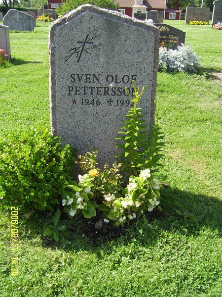 Grave number: F 04   117-118