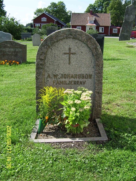 Grave number: F 04    81-82