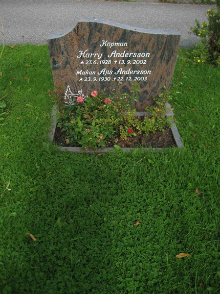Grave number: F 15    53