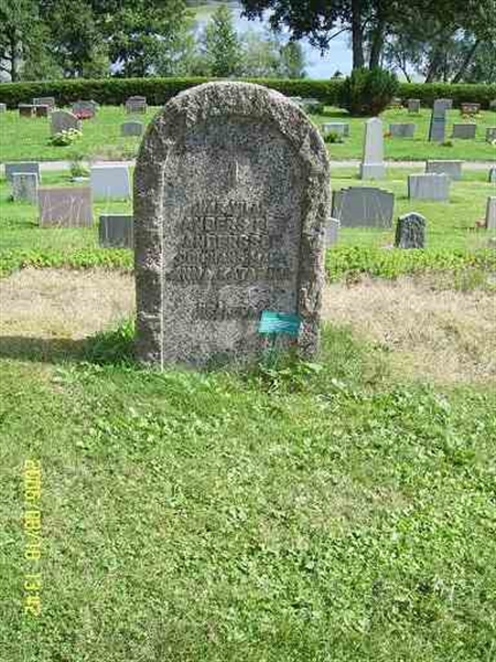Grave number: F 05    10