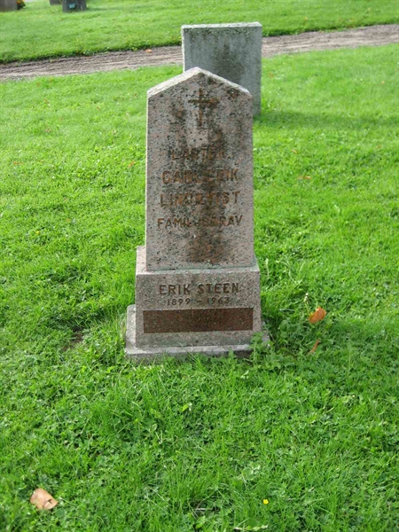 Grave number: F 10    76-77