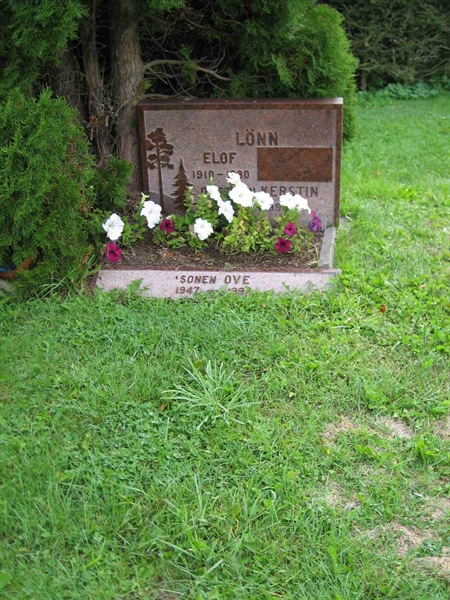 Grave number: F 08    37-38