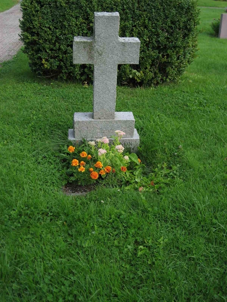 Grave number: F 10     1-2