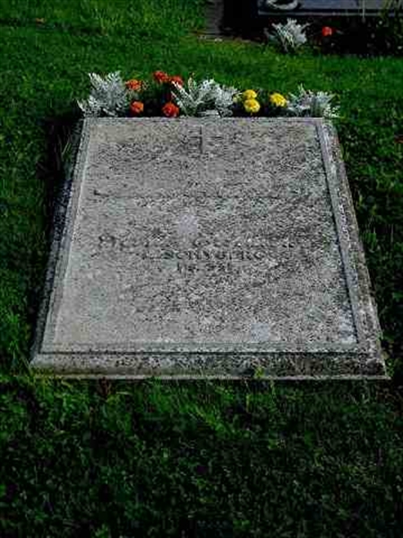 Grave number: F 16   158-159