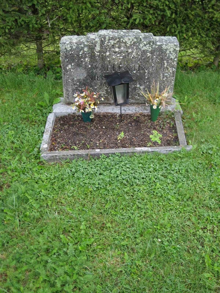 Grave number: F 08    19-20