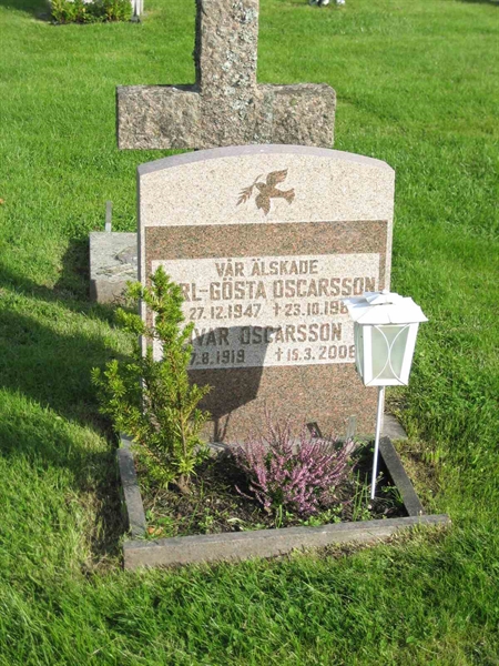 Grave number: F 18   144-145