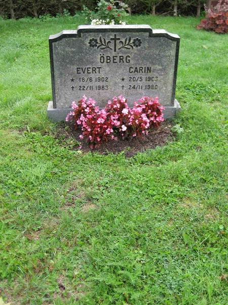 Grave number: F 08    41-42