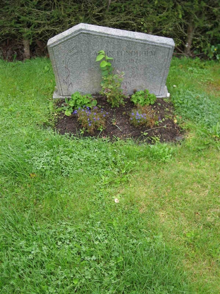 Grave number: F 08     9-10