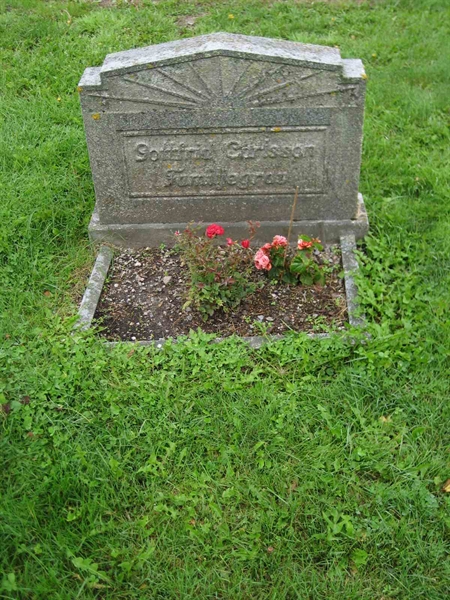 Grave number: F 08   101-102