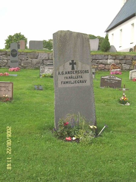 Grave number: F 07   135-141