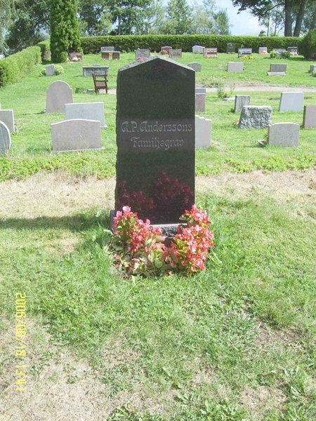 Grave number: F 05     4-5