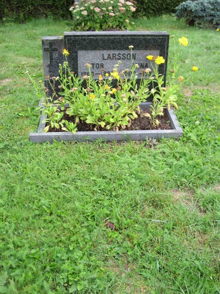 Grave number: F 08    57-58