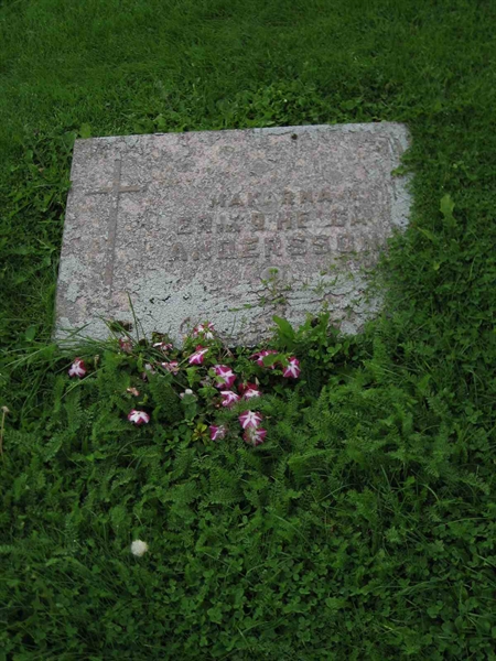 Grave number: F 10   181-182