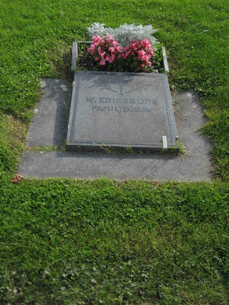 Grave number: F 18    12-13