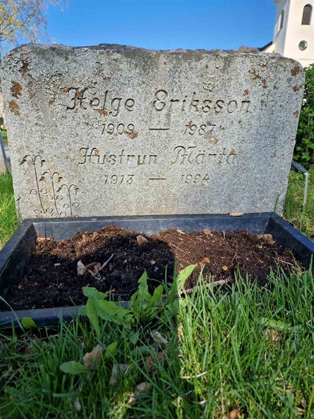 Grave number: 501 14 2773