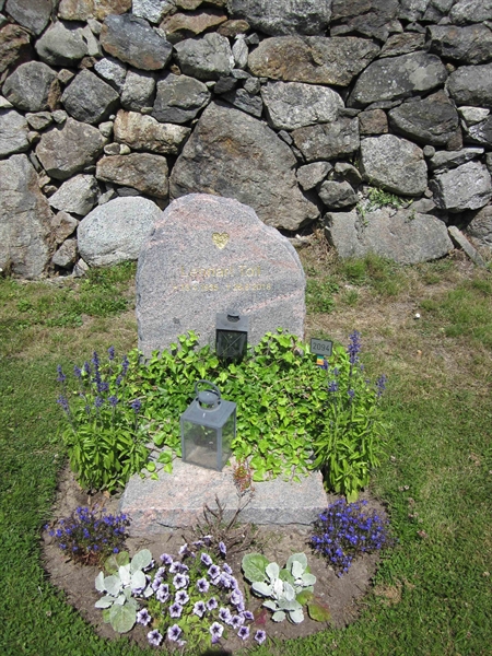 Grave number: KG E  2094, 2095