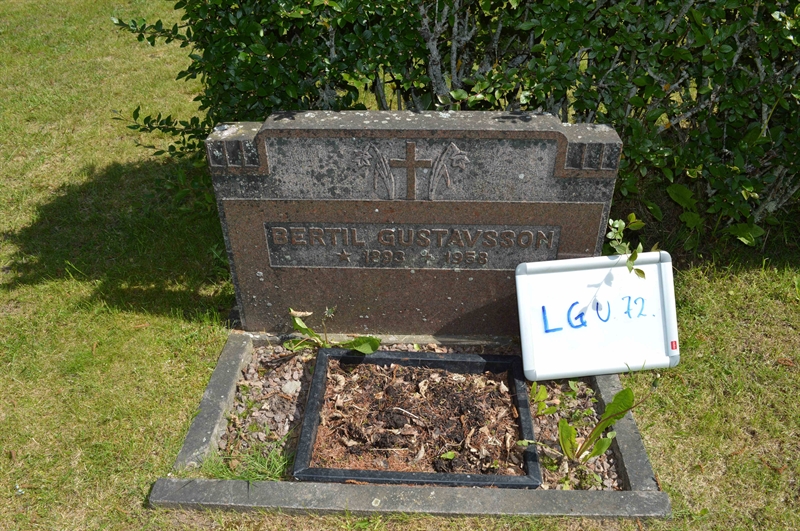 Grave number: LG U    72