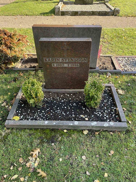 Grave number: VV 5   283