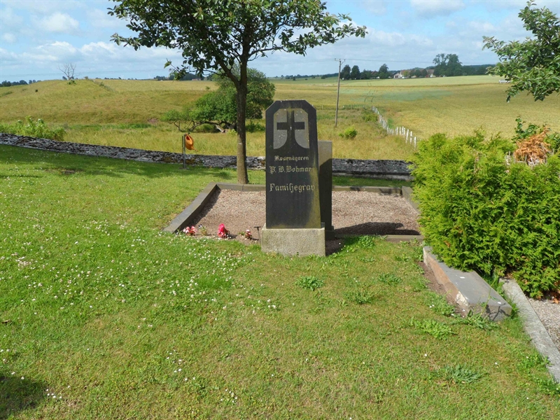 Grave number: ÖV A    12