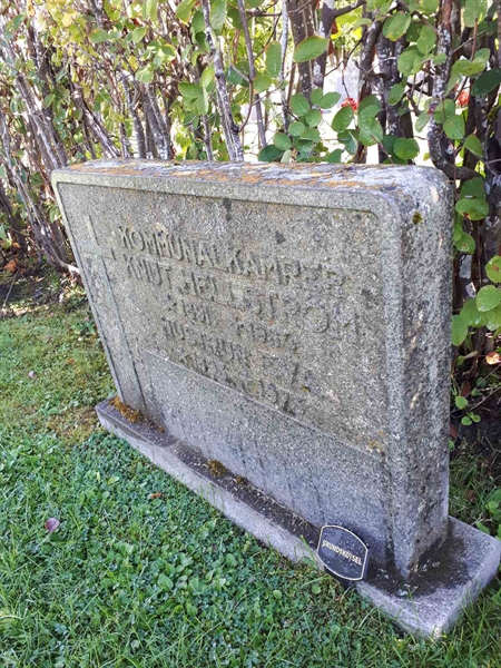 Gravnummer: NK F B    68