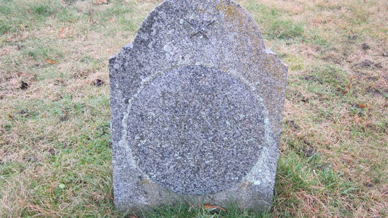 Grave number: KG B   703