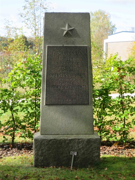 Grave number: HÖB GL.R    86