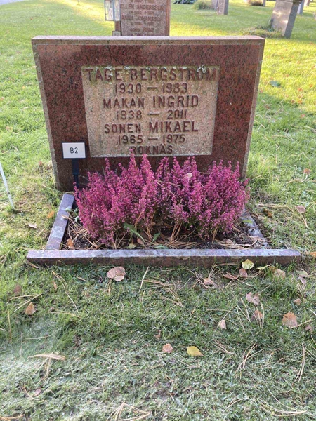 Grave number: 1 NB     2