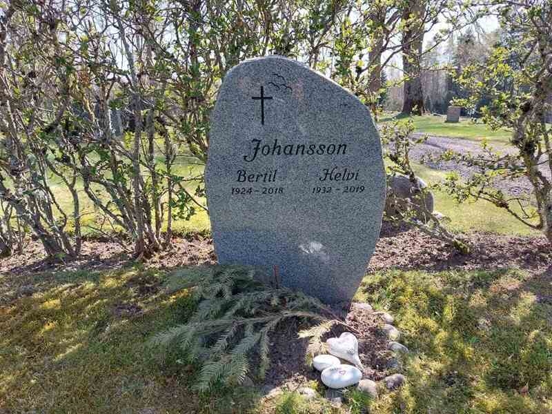 Grave number: HÖ 4   55, 56