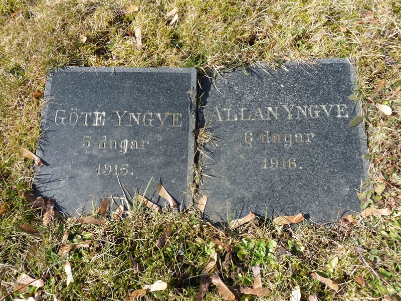 Grave number: SV 4    5