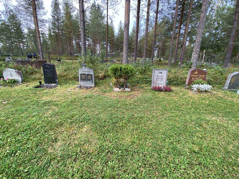 Grave number: 3 15    57